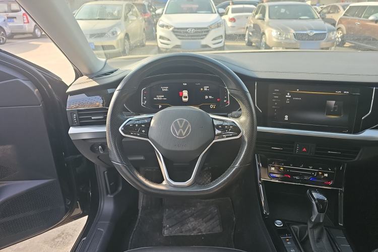 Used Volkswagen Passat 2023 Revised 330TSI Elite Edition Steering Wheel