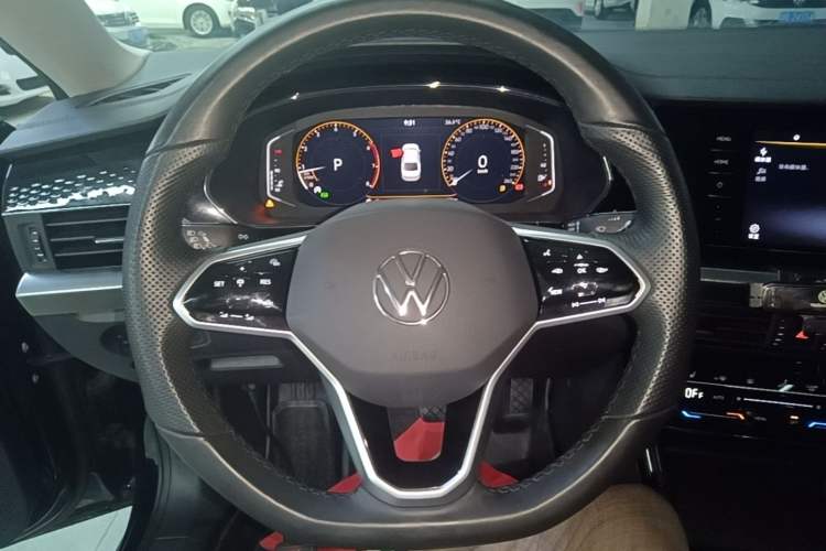 Used Volkswagen Passat 2023 330TSI Starry Elite Edition Steering Wheel