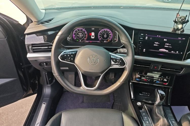Used Volkswagen Passat 2023 330TSI Starry Luxury Edition Steering Wheel