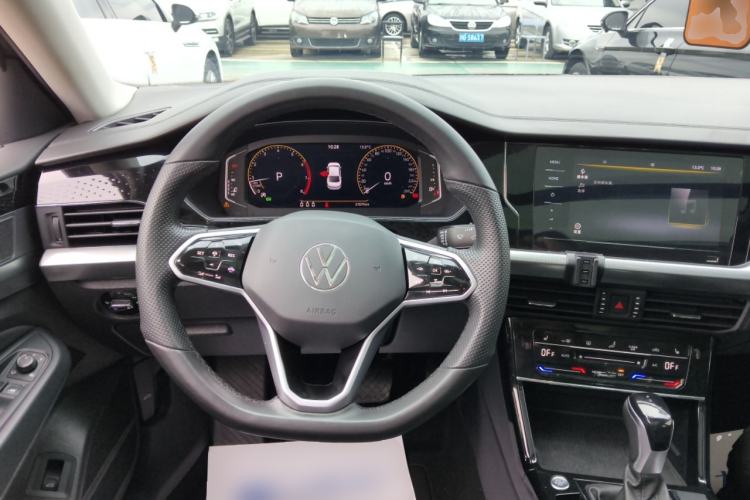 Used Volkswagen Passat 2023 Revised 330TSI Starry Elite Edition Steering Wheel
