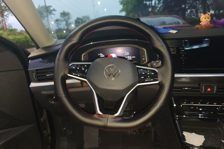 Used Volkswagen Passat 2023 Revised 330TSI Starry Elite Edition Steering Wheel
