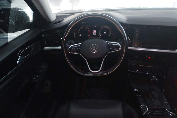 Used Volkswagen Passat 2023 Revised 330TSI Starry Elite Edition Steering Wheel