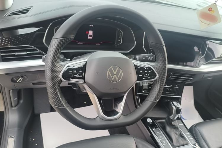 Used Volkswagen Passat 2023 Restyled 330TSI Starry Luxury Edition Steering Wheel