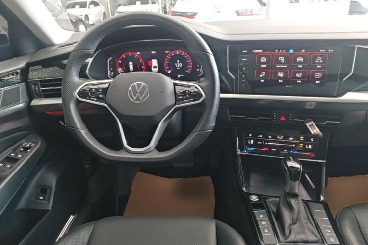 Used Volkswagen Passat 2023 330TSI Starry Luxury Edition Steering Wheel