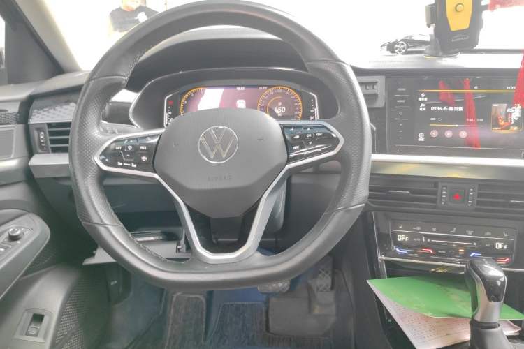 Used Volkswagen Passat 2023 330TSI Elite Edition Steering Wheel