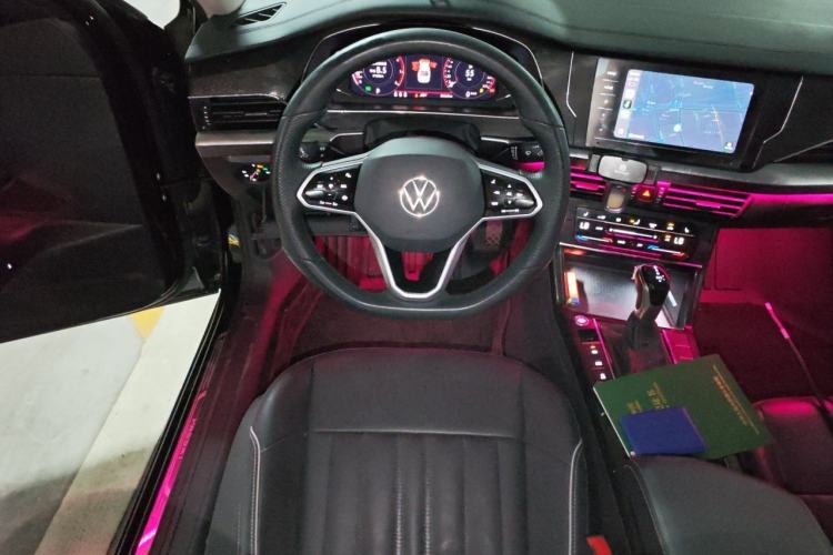Used Volkswagen Passat 2023 330TSI Elite Edition Steering Wheel