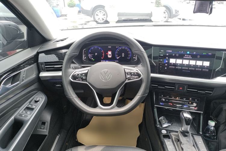 Used Volkswagen Passat 2023 330TSI Starry Luxury Edition Steering Wheel