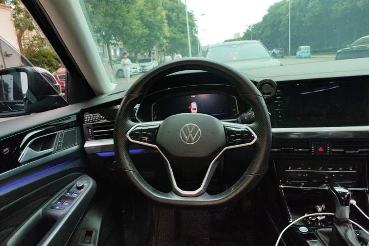 Used Volkswagen Passat 2023 330TSI Prestige Edition Steering Wheel