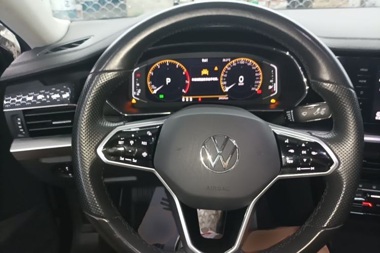 Used Volkswagen Passat 2023 330TSI Starry Elite Edition Steering Wheel