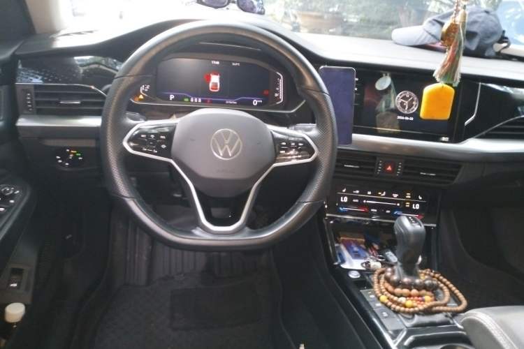 Used Volkswagen Passat 2023 330TSI Starry Elite Edition Steering Wheel