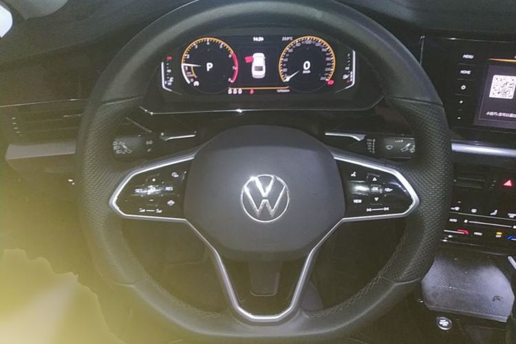 Used Volkswagen Passat 2023 330TSI Starry Elite Edition Steering Wheel