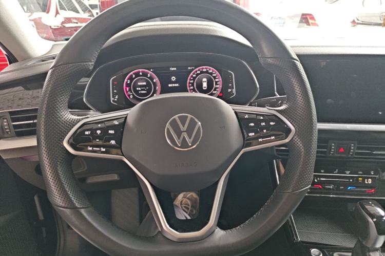 Used Volkswagen Passat 2023 Restyled 330TSI Starry Luxury Edition Steering Wheel