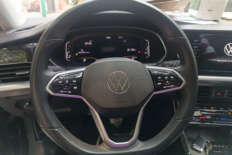 Used Volkswagen Passat 2023 Revised 330TSI Elite Edition Steering Wheel