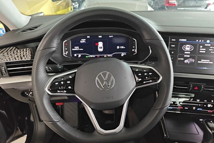 Used Volkswagen Passat 2023 Restyled 330TSI Starry Luxury Edition Steering Wheel