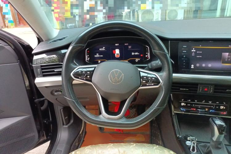 Used Volkswagen Passat 2023 330TSI Starry Luxury Edition Steering Wheel