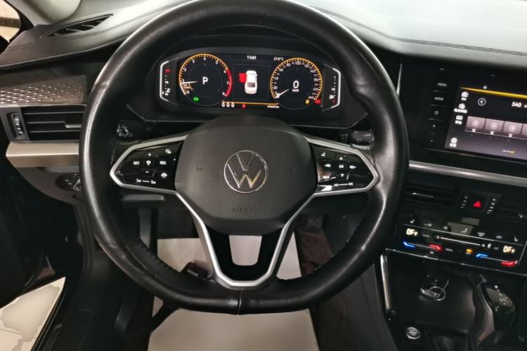 Used Volkswagen Passat 2023 Revised 330TSI Elite Edition Steering Wheel