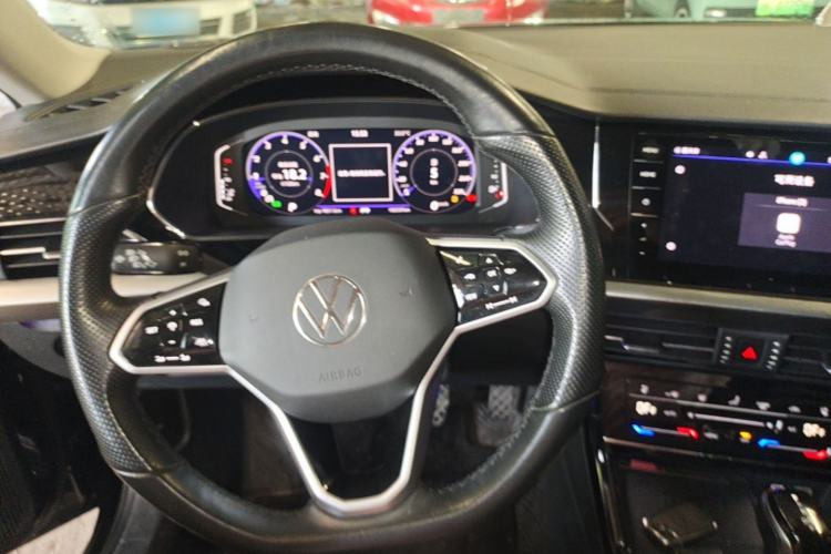 Used Volkswagen Passat 2023 Restyled 330TSI Starry Luxury Edition Steering Wheel