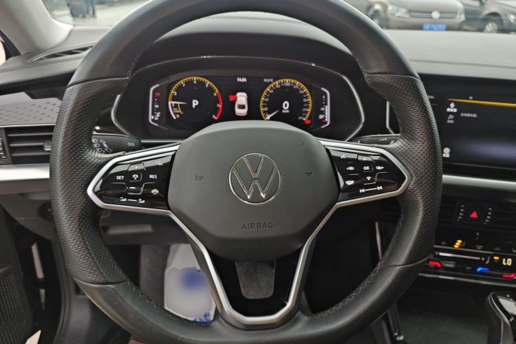 Used Volkswagen Passat 2023 330TSI Starry Elite Edition Steering Wheel
