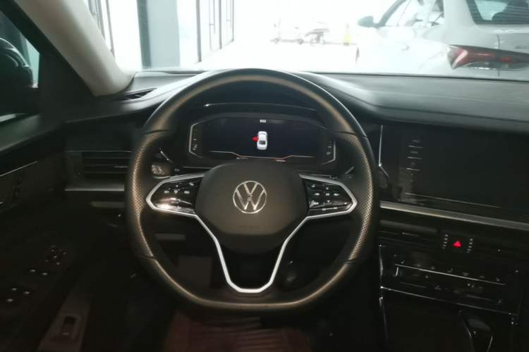 Used Volkswagen Passat 2023 330TSI Starry Elite Edition Steering Wheel