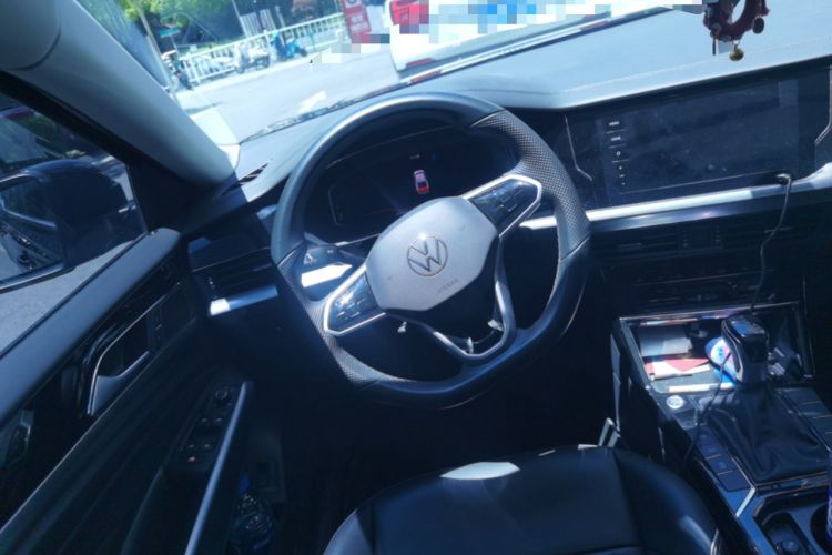 Used Volkswagen Passat 2023 Revised 330TSI Elite Edition Steering Wheel