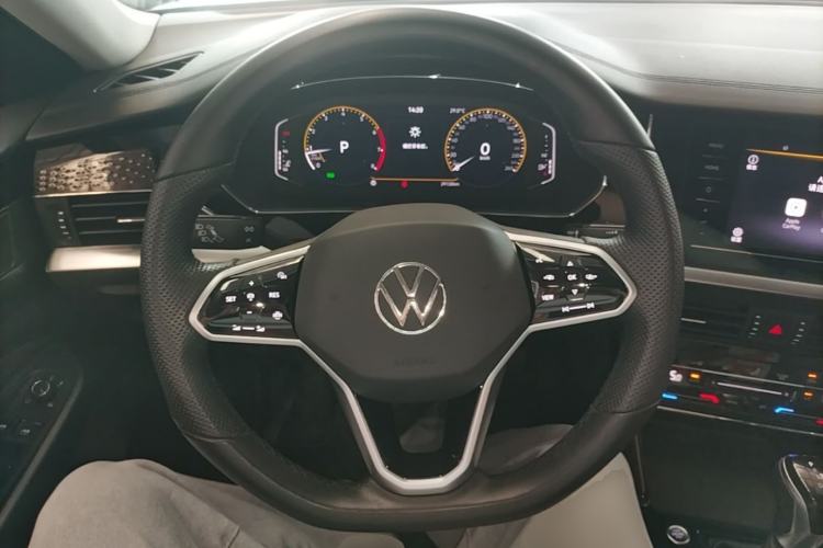 Used Volkswagen Passat 2023 Revised 330TSI Elite Edition Steering Wheel