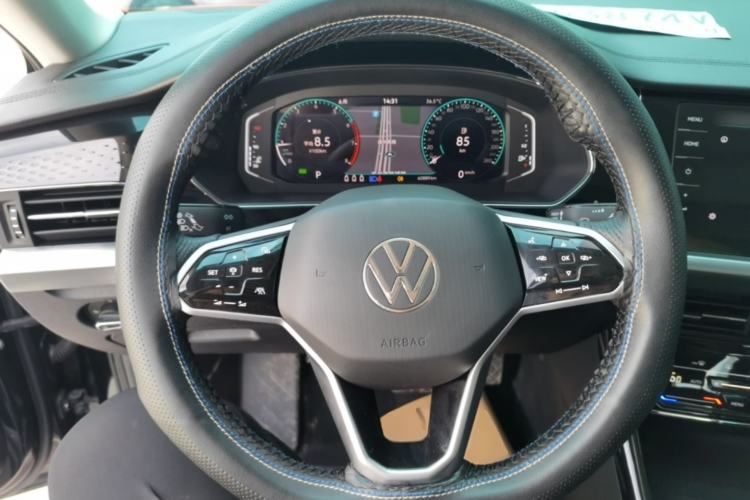 Used Volkswagen Passat 2023 Restyled 330TSI Starry Luxury Edition Steering Wheel