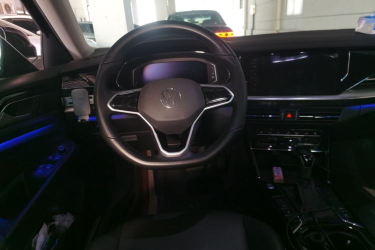 Used Volkswagen Passat 2023 330TSI Elite Edition Steering Wheel