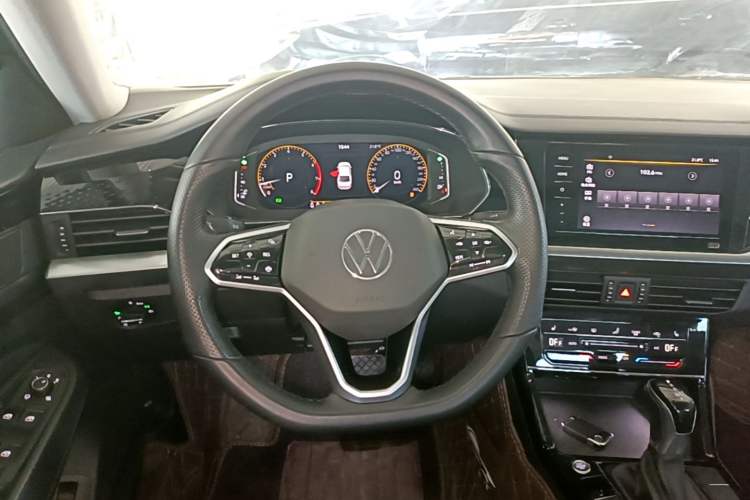Used Volkswagen Passat 2023 330TSI Starry Elite Edition Steering Wheel