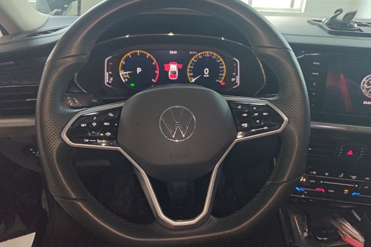 Used Volkswagen Passat 2023 Revised 330TSI Starry Elite Edition Steering Wheel