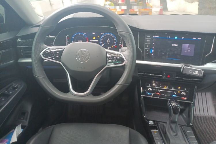 Used Volkswagen Passat 2023 Restyled 330TSI Starry Luxury Edition Steering Wheel