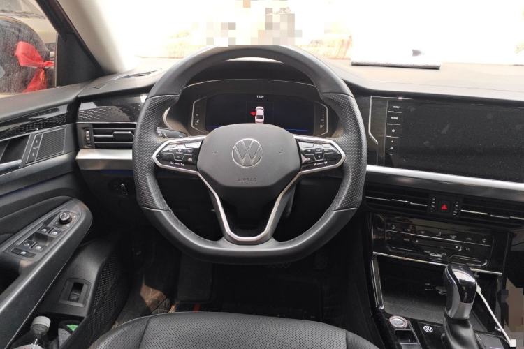 Used Volkswagen Passat 2023 380TSI Luxury Edition Steering Wheel