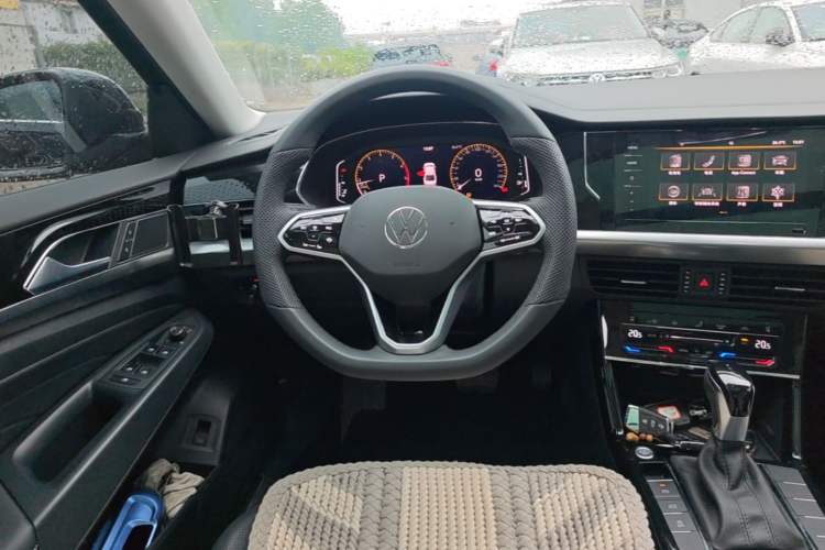 Used Volkswagen Passat 2023 Revised 330TSI Starry Elite Edition Steering Wheel