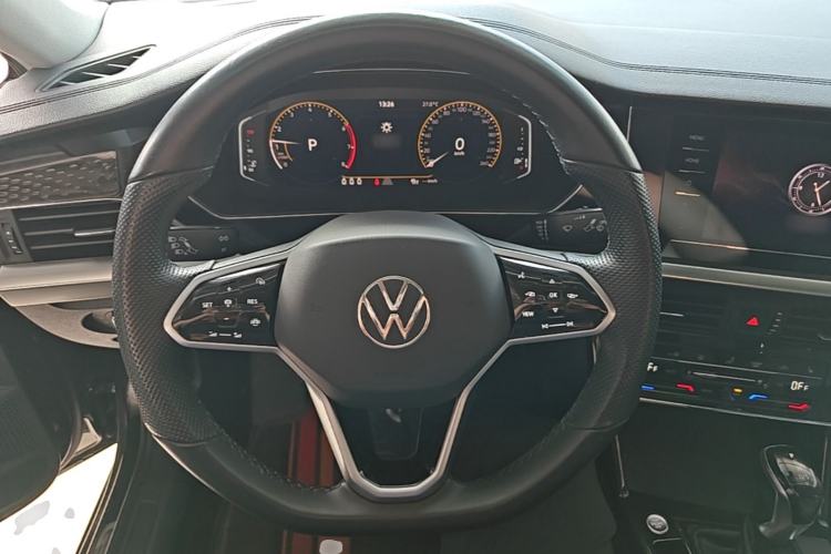 Used Volkswagen Passat 2023 330TSI Elite Edition Steering Wheel