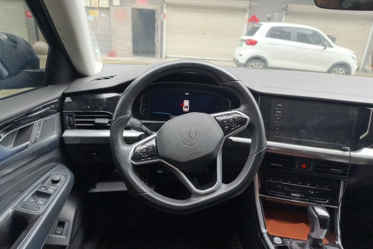 Used Volkswagen Passat 2023 Revised 330TSI Elite Edition Steering Wheel
