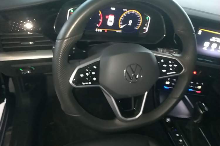 Used Volkswagen Passat 2023 Revised 330TSI Starry Elite Edition Steering Wheel