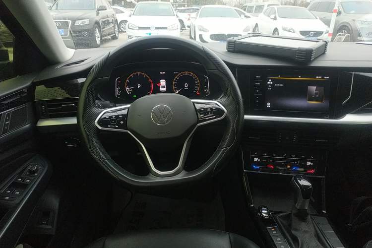 Used Volkswagen Passat 2023 Revised 330TSI Starry Elite Edition Steering Wheel
