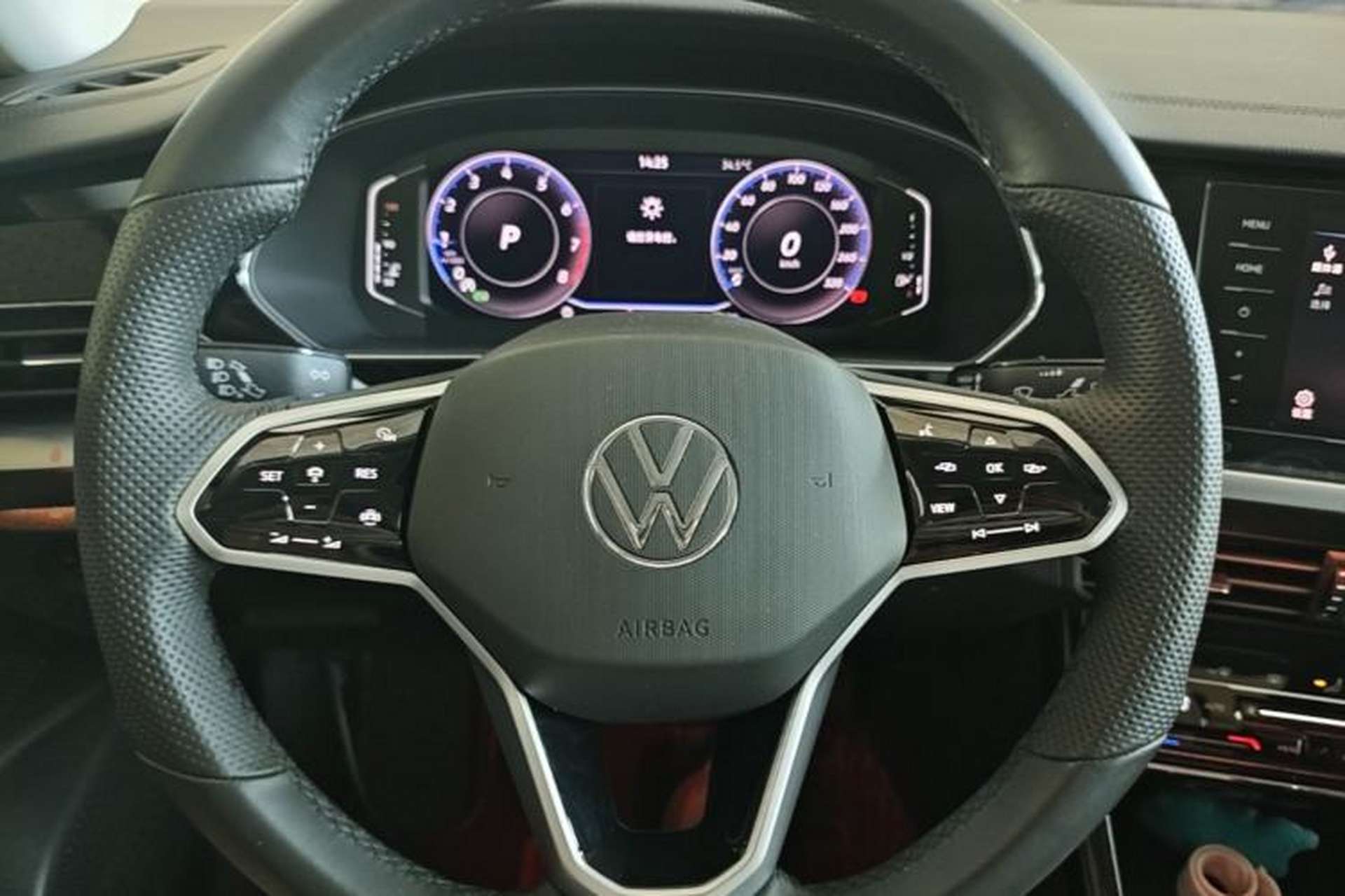 Used Volkswagen Passat 2023 Revised 330TSI Elite Edition Steering Wheel