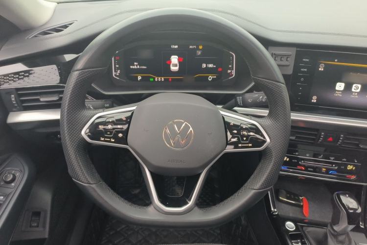 Used Volkswagen Passat 2023 330TSI Elite Edition Steering Wheel