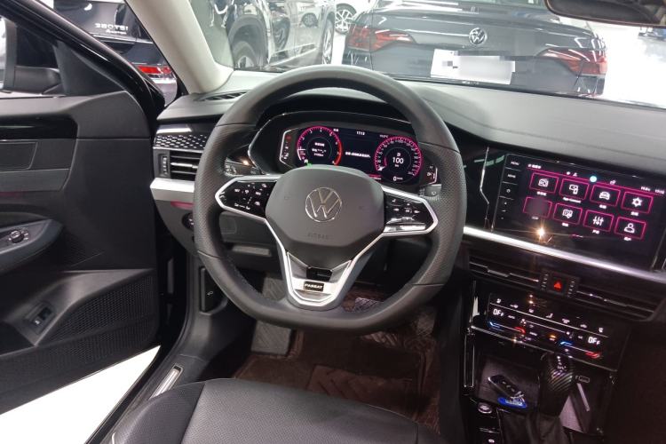 Used Volkswagen Passat 2023 Restyled 330TSI Starry Luxury Edition Steering Wheel