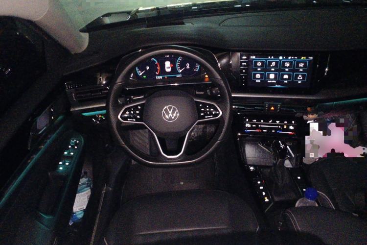 Used Volkswagen Passat 2023 Revised Version 380TSI Flagship Edition Steering Wheel