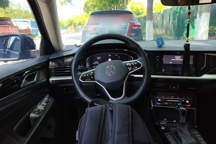 Used Volkswagen Passat 2023 330TSI Elite Edition Steering Wheel