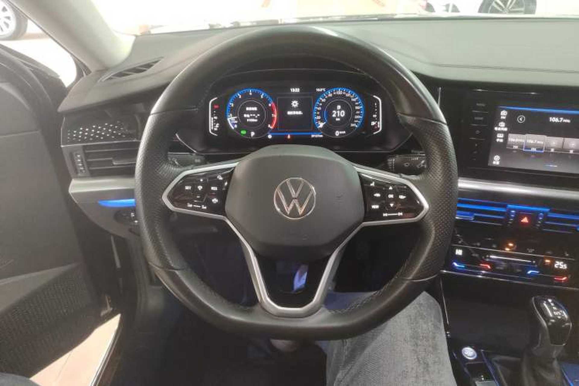 Used Volkswagen Passat 2023 330TSI Elite Edition Steering Wheel