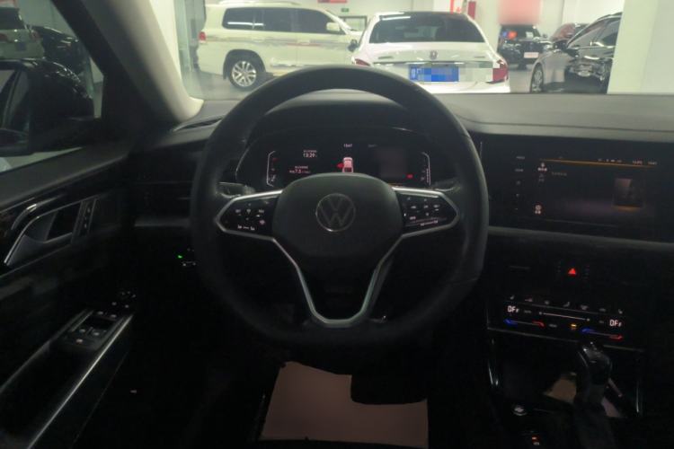 Used Volkswagen Passat 2023 330TSI Starry Elite Edition Steering Wheel