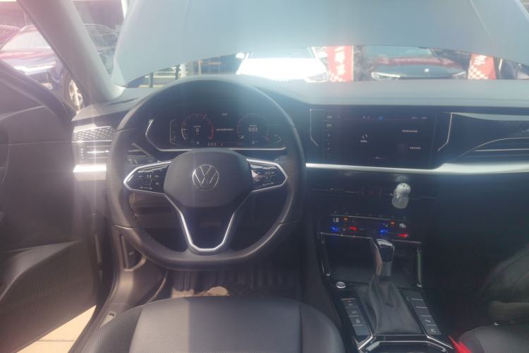Used Volkswagen Passat 2023 Restyled 330TSI Starry Luxury Edition Steering Wheel