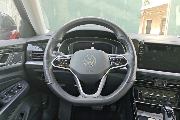 Used Volkswagen Passat 2023 330TSI Starry Luxury Edition Steering Wheel