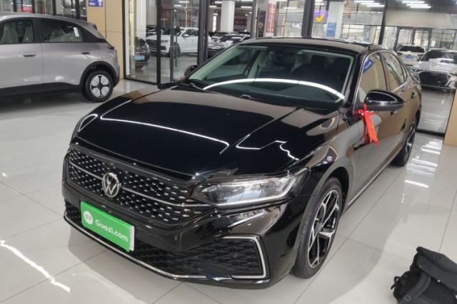 Volkswagen Passat 2023 Revised 330TSI Starry Elite Edition usado