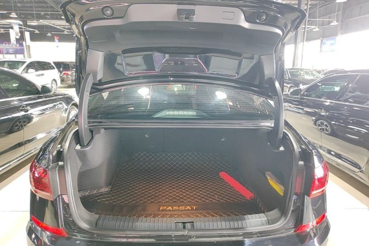 Used Volkswagen Passat 2023 330TSI Starry Elite Edition Trunk