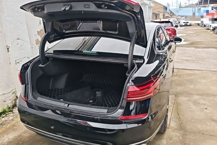 Used Volkswagen Passat 2023 Facelift 330TSI Luxury Edition Trunk