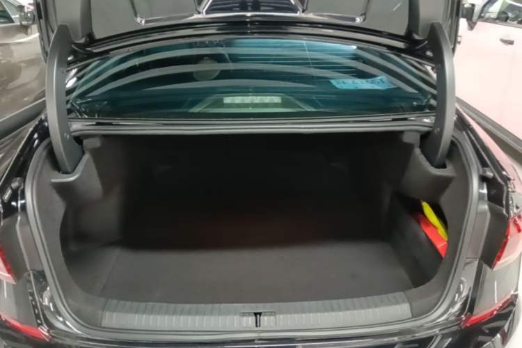 Used Volkswagen Passat 2023 Revised 330TSI Starry Elite Edition Trunk