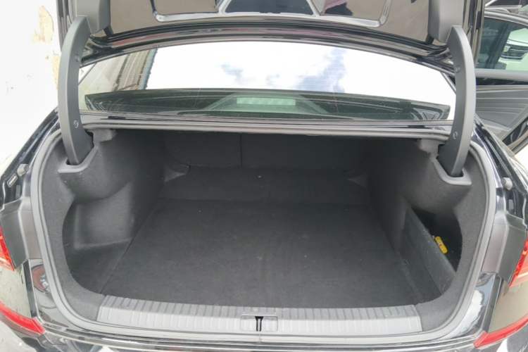 Used Volkswagen Passat 2023 Revised 330TSI Starry Elite Edition Trunk